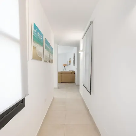 Luxury 3-Bedroom Apartment For Rent In The Heart Of Puerto Banus Διαμέρισμα