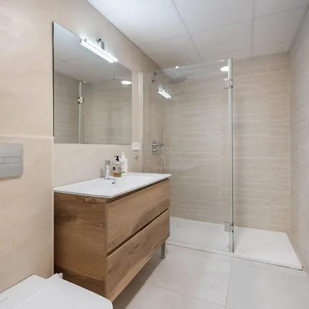 Luxury 3-Bedroom Apartment For Rent In The Heart Of Puerto Banus *