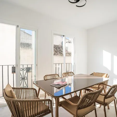 Luxury 3-bedroom For Rent In The Heart Of Puerto Banus