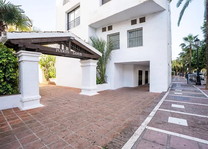 Apartmán Luxury 3-Bedroom Apartment For Rent In The Heart Of Puerto Banus